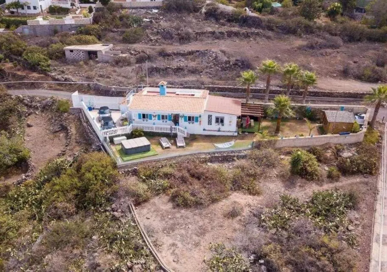 Finca Conejo: Canarian Retreat with Private Wellness Amenities Costa Adeje  Holiday home